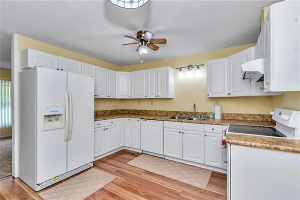 $216,000 | 21766 Southwest Rainbow Lakes Boulevard, Dunnellon, FL 34431