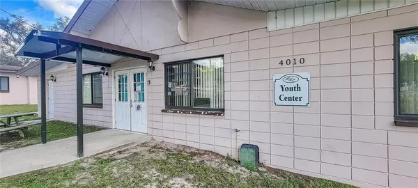$216,000 | 21766 Southwest Rainbow Lakes Boulevard, Dunnellon, FL 34431