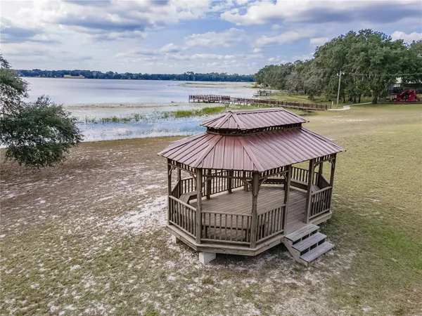 $216,000 | 21766 Southwest Rainbow Lakes Boulevard, Dunnellon, FL 34431