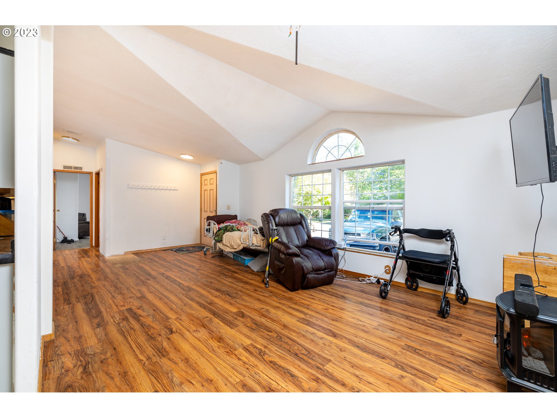 559 North Bear Creek Road Otis, OR 97368 - Photo 6 of 31