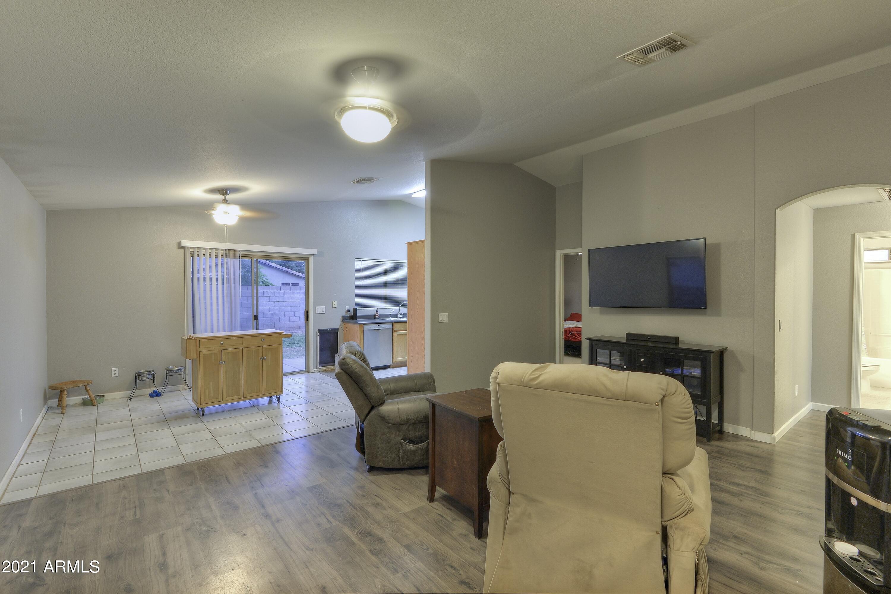 8757 West Griswold Road Peoria, AZ 85345 - Photo 5 of 20 Great Room