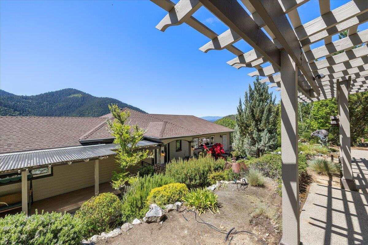 3344 Pearce Park Road Grants Pass, OR 97526 - Photo 57 of 65 View from Pergola to Porch