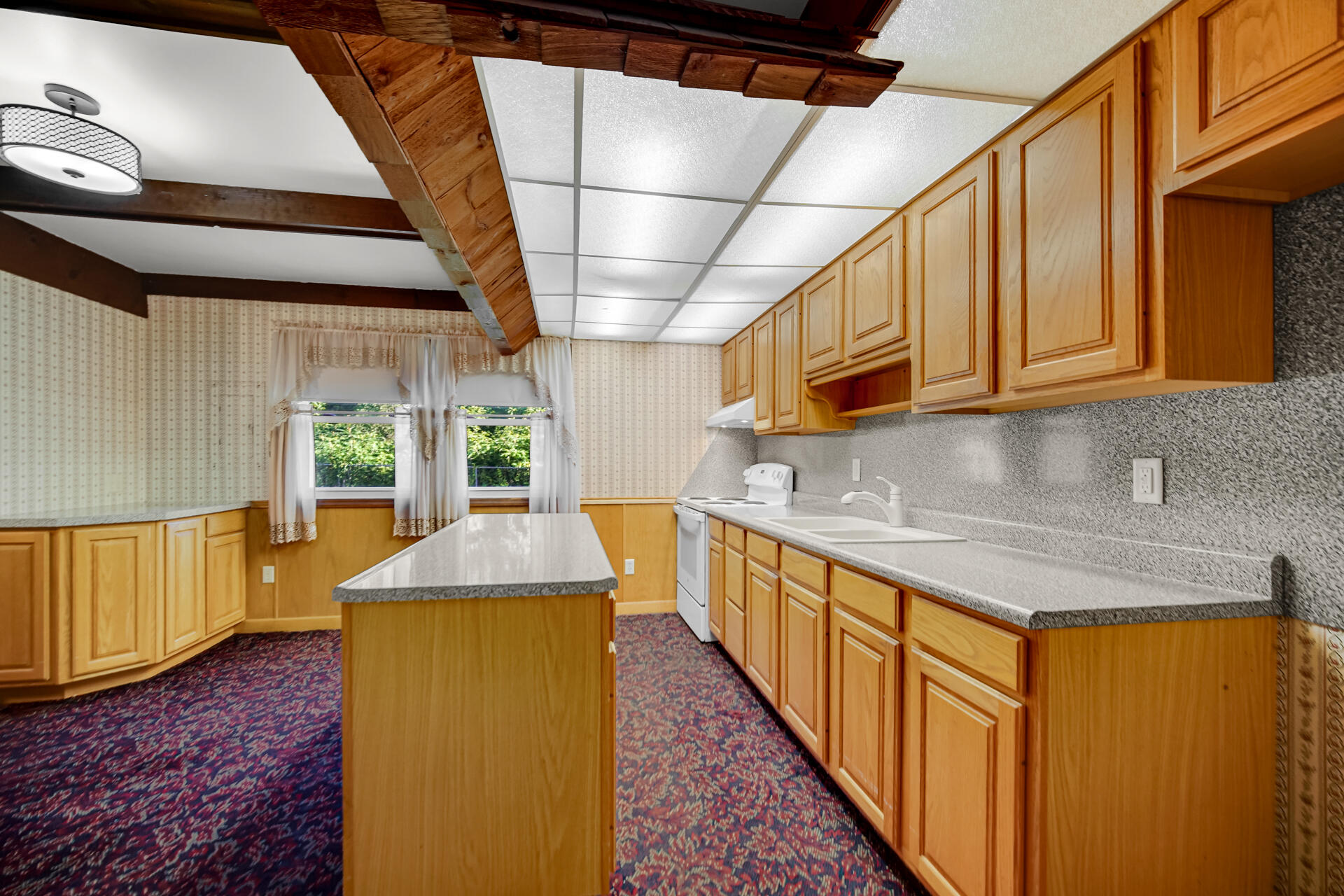 445 Plymouth Road Valparaiso, IN 46385 - Photo 11 of 31 1920x1280