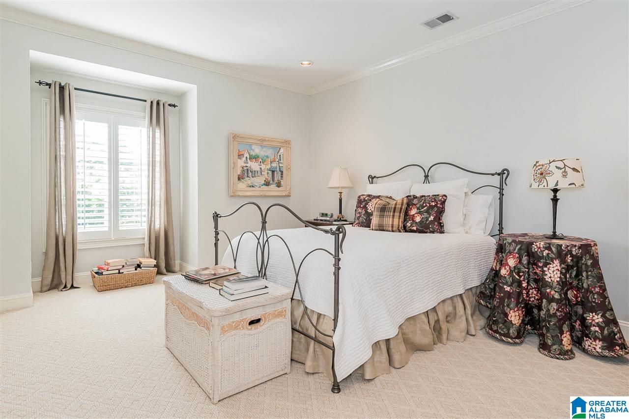 2048 Magnolia Ridge Birmingham, AL 35243 - Photo 30 of 50