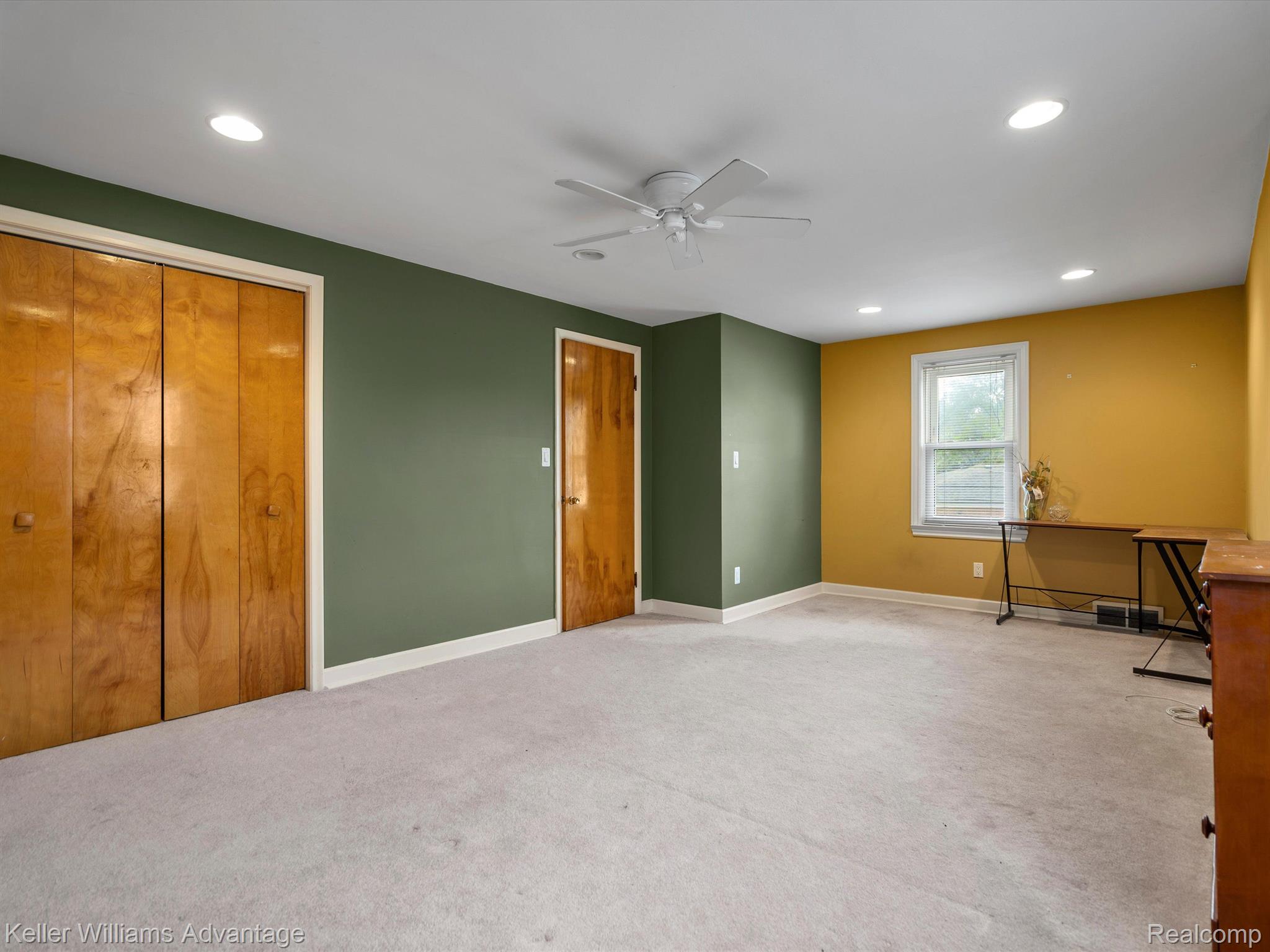 31217 Kelly Road Fraser, MI 48026 - Photo 17 of 25 Primary Bedroom - 2nd Floor