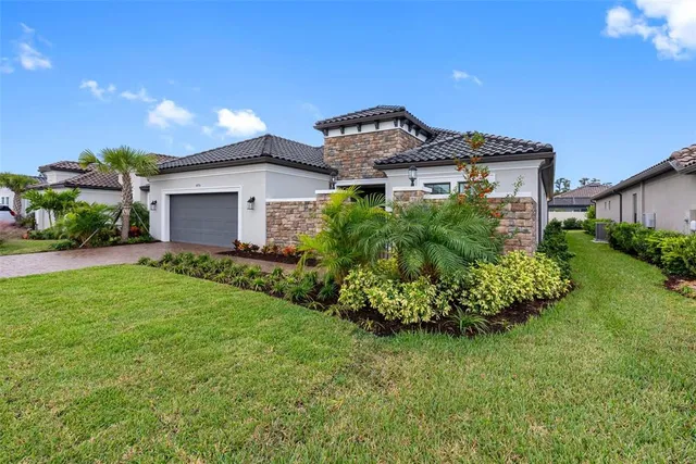 $875,000 | 4795 Freccia Loop, Wesley Chapel, FL 33543