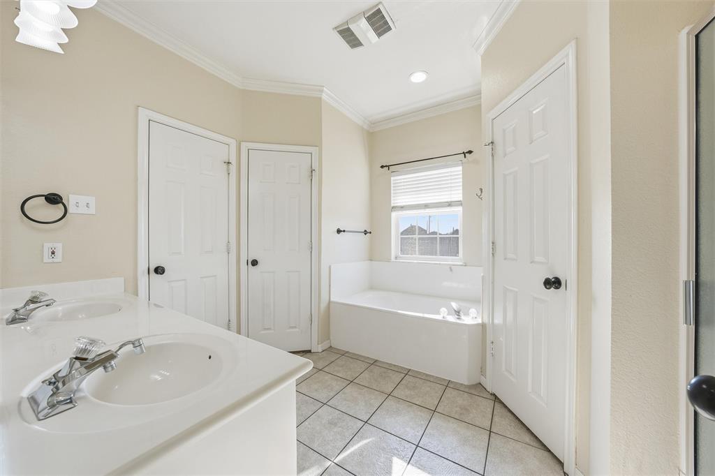 217 Keswick Drive Hewitt, TX 76643 - Photo 19 of 25