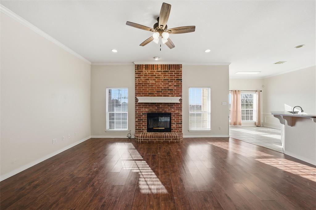 217 Keswick Drive Hewitt, TX 76643 - Photo 6 of 25