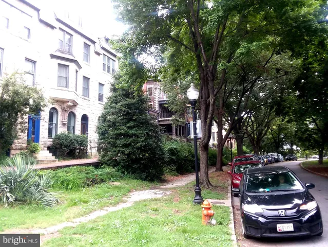 $2,500 | 2012 Mt Royal Terrace, Unit 4, Baltimore, MD 21217