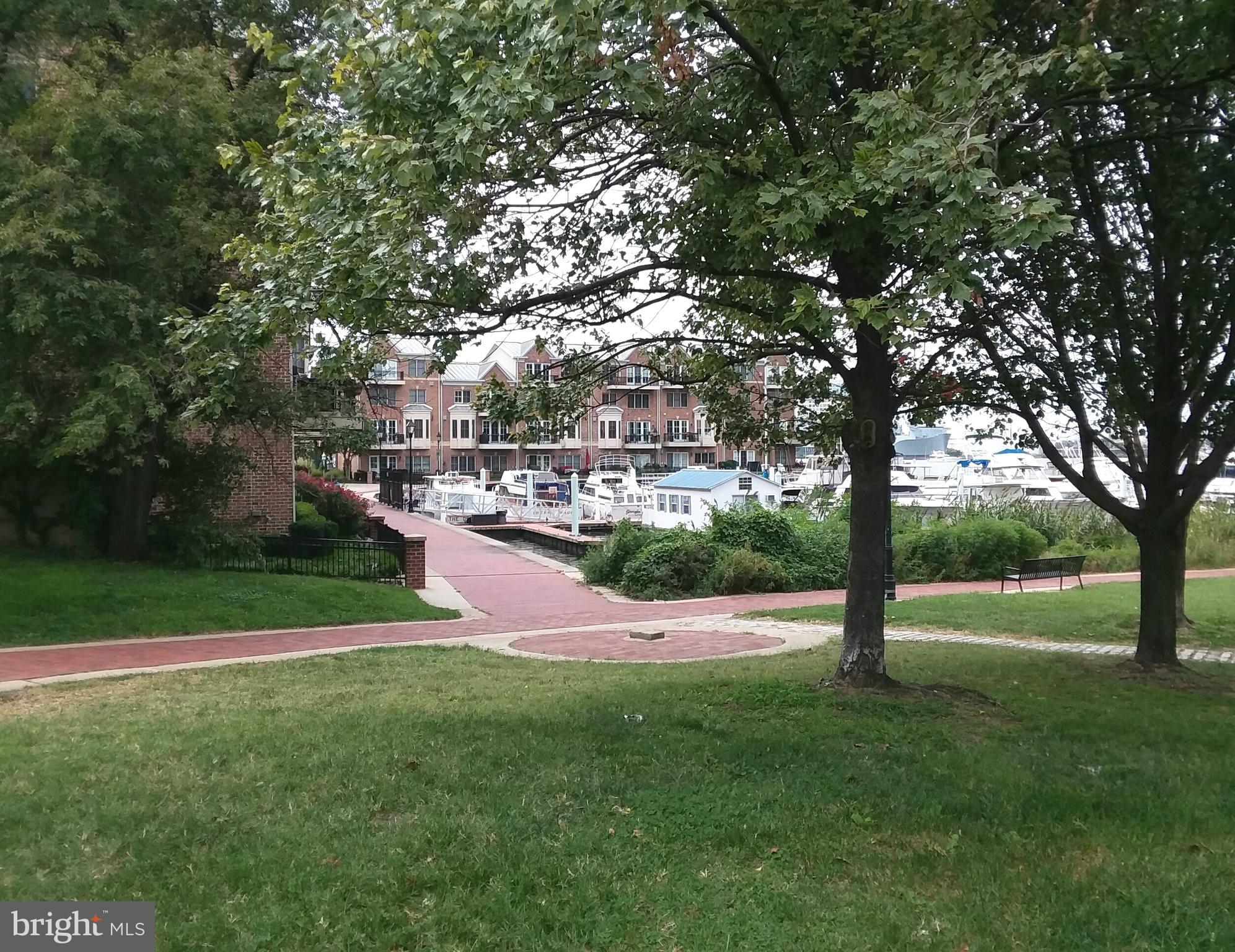 2012 Mt Royal Terrace, Unit 4 Baltimore, MD 21217 - Photo 54 of 55 a view of a park with large trees