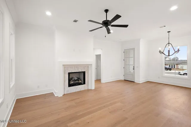 $385,000 | 209 Lake Crest Drive, Madison, MS 39110