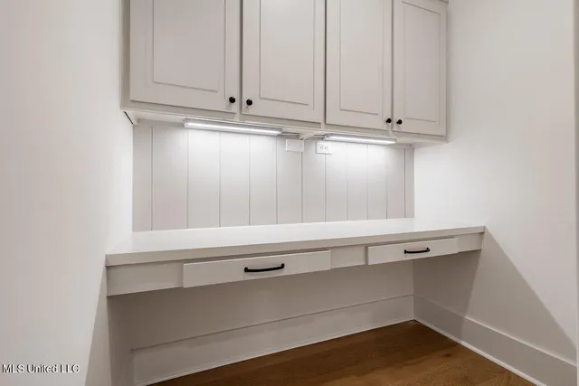 $385,000 | 209 Lake Crest Drive, Madison, MS 39110