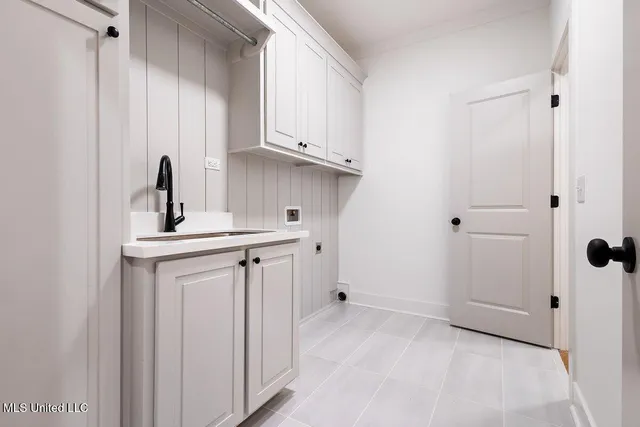 $385,000 | 209 Lake Crest Drive, Madison, MS 39110