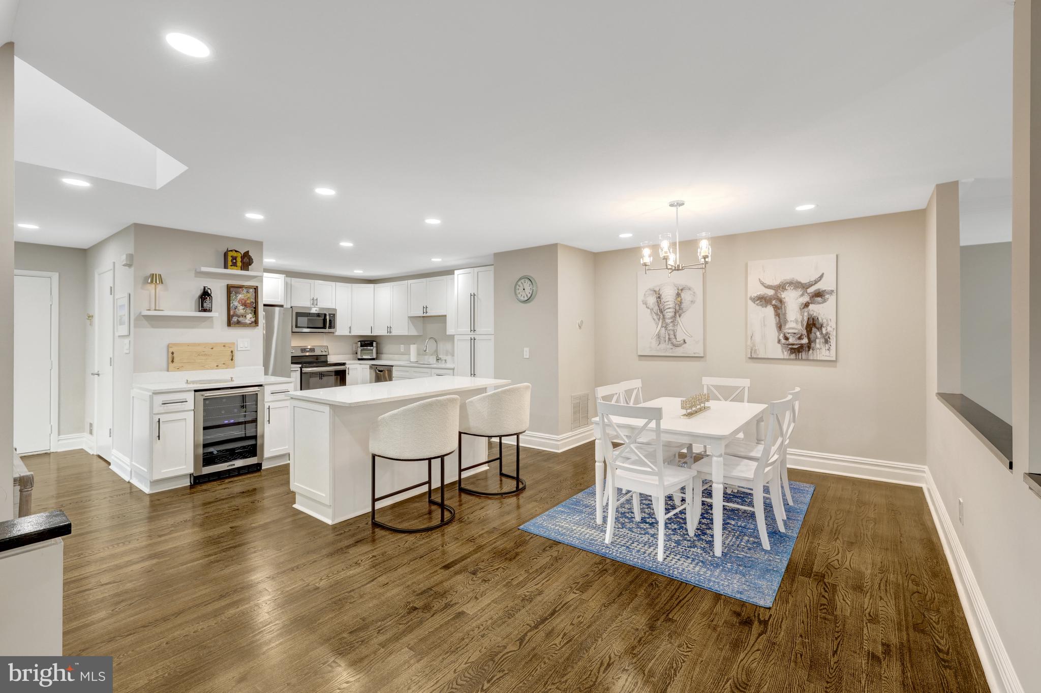 11110 Lakespray Way Reston, VA 20191 - Photo 11 of 60 Another view of the kitchen and dining room.
