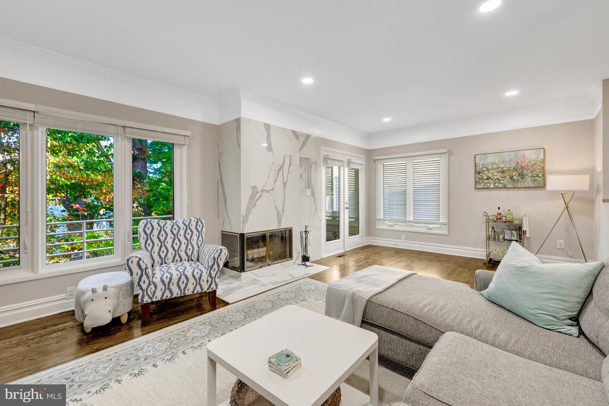 11110 Lakespray Way Reston, VA 20191 - Photo 16 of 60 The end unit features extra side windows! Sunny!