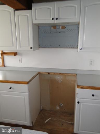 5407 Buffalo Road Mount Airy, MD 21771 - Photo 4 of 28 Kitchen
