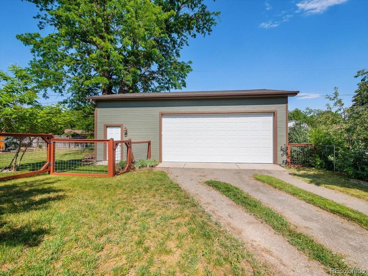 2990 Reed Street Wheat Ridge, CO 80033 - Photo 3 of 40 Gallery Image 3