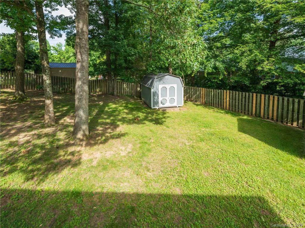1509 Daybreak Ridge Road Kannapolis, NC 28081 - Photo 9 of 33 Gallery Image 9