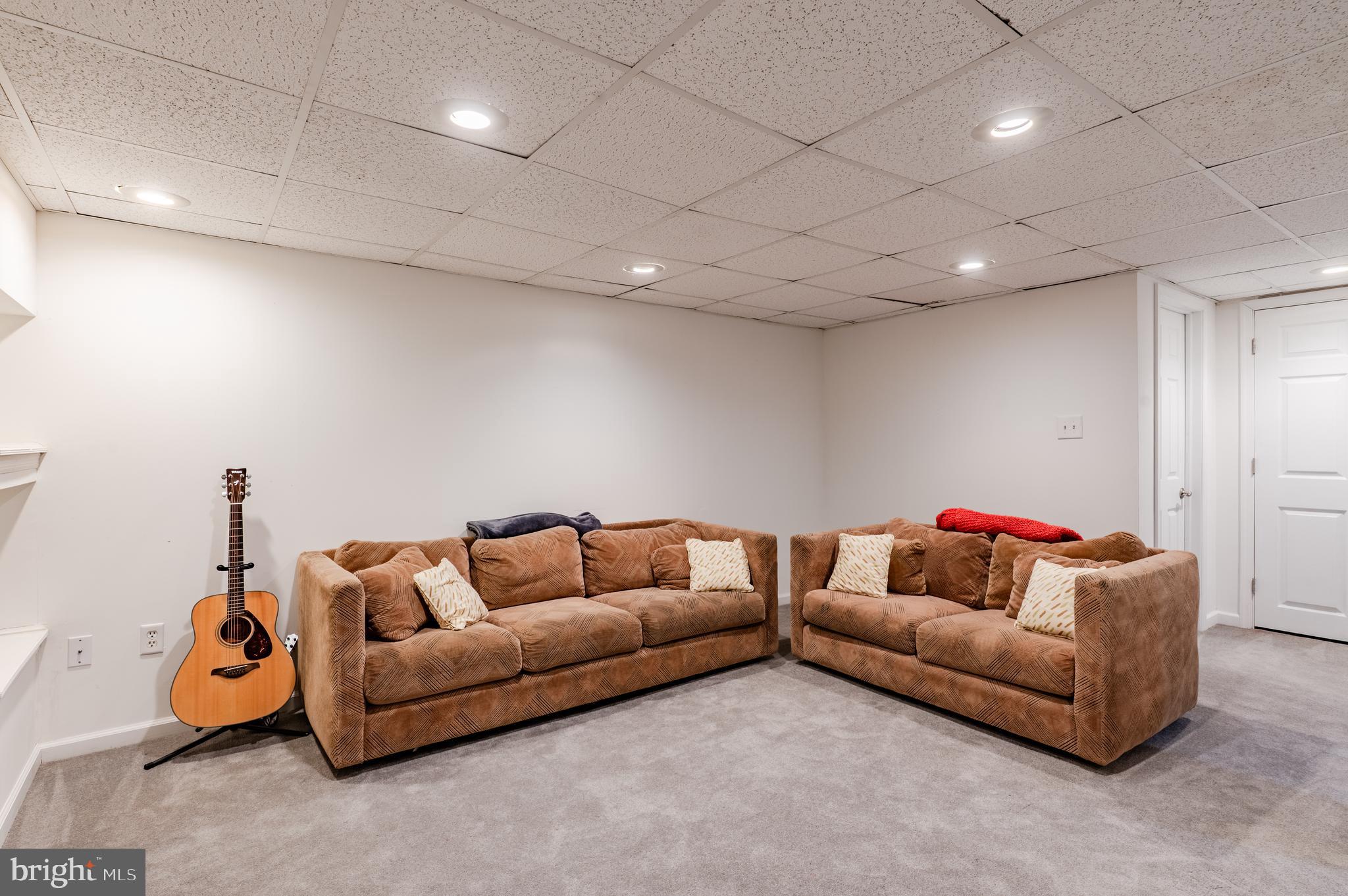 2288 Bramble Gate Drive Hatfield, PA 19440 - Photo 23 of 52 a living room with furniture and a couch
