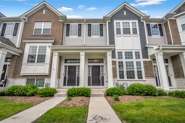 $359,900 | 13926 South Addison Trail, Homer Glen, IL 60491