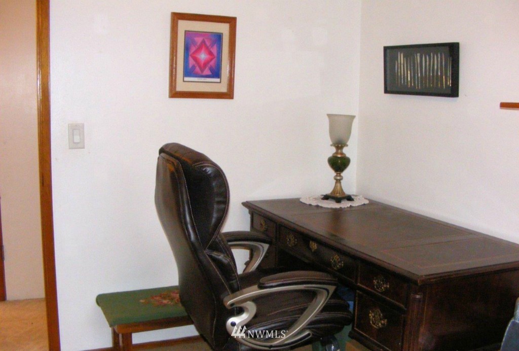 12423 Southeast 160th Street Renton, WA 98058 - Photo 12 of 25 Gallery Image 12