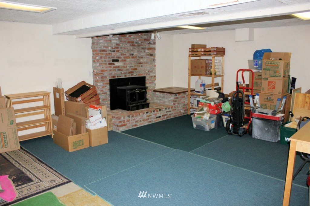 12423 Southeast 160th Street Renton, WA 98058 - Photo 19 of 25 Gallery Image 19