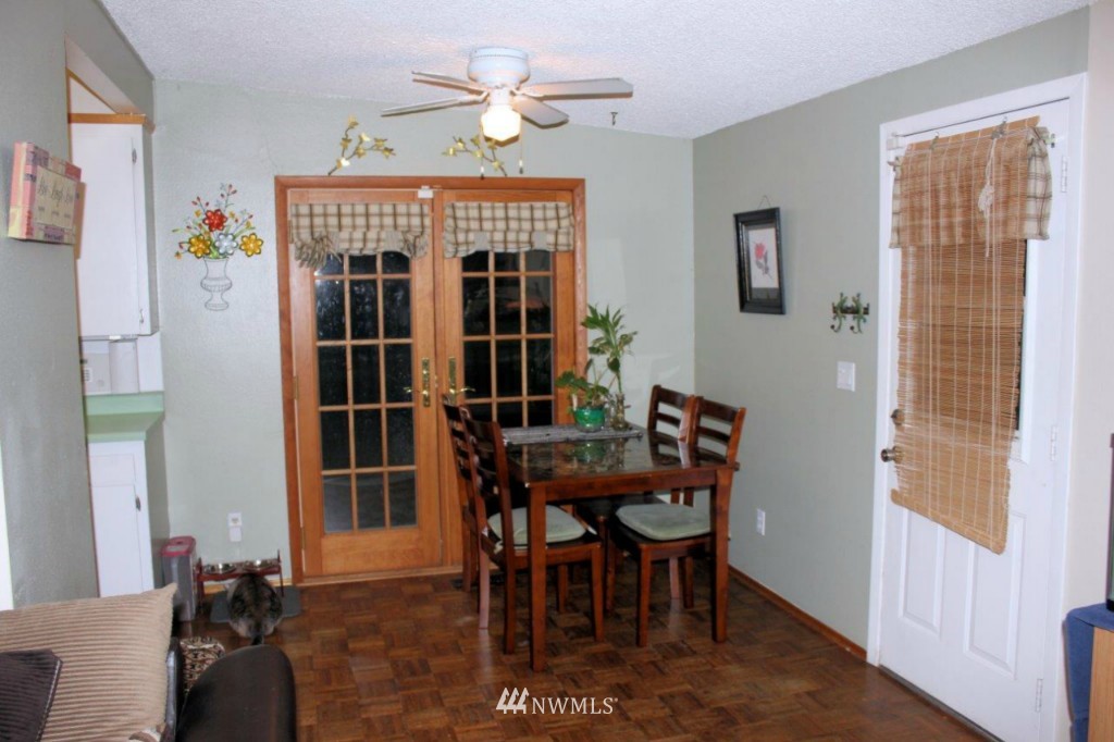 12423 Southeast 160th Street Renton, WA 98058 - Photo 21 of 25 Gallery Image 21