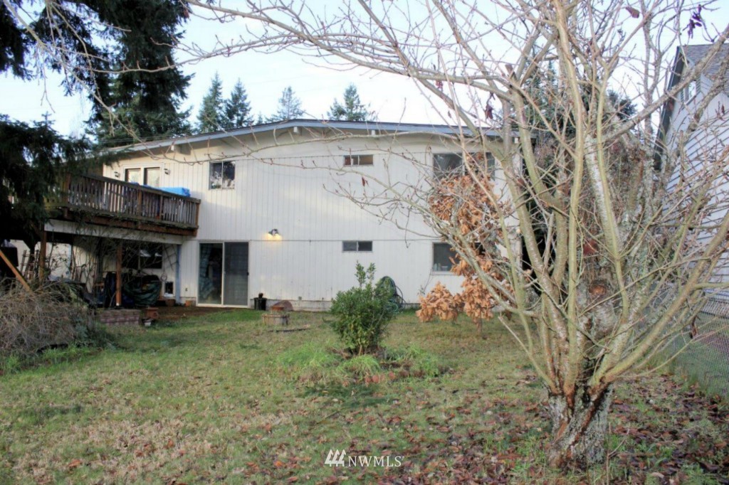 12423 Southeast 160th Street Renton, WA 98058 - Photo 6 of 25 Gallery Image 6