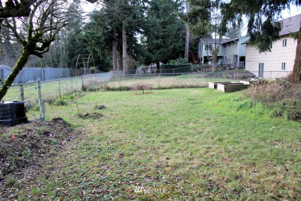 12423 Southeast 160th Street Renton, WA 98058 - Photo 7 of 25 Gallery Image 7