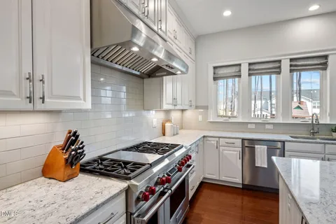 $1,395,000 | 3044 Burlap Drive, Apex, NC 27523
