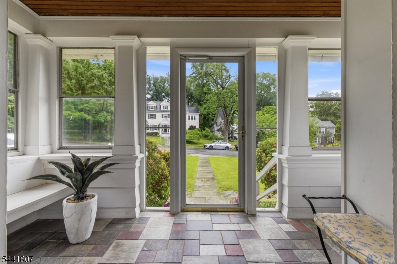 35 Glenside Road South Orange, NJ 07079 - Photo 11 of 48