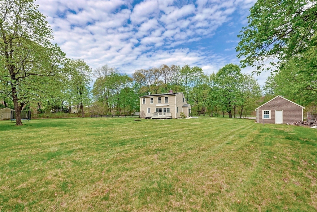 424 Dedham Street Wrentham, MA 02093 - Photo 34 of 40