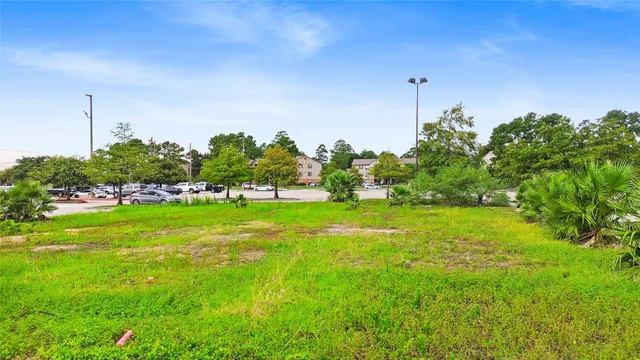 $2,750,000 | 25657 Interstate 45, Spring, TX 77380