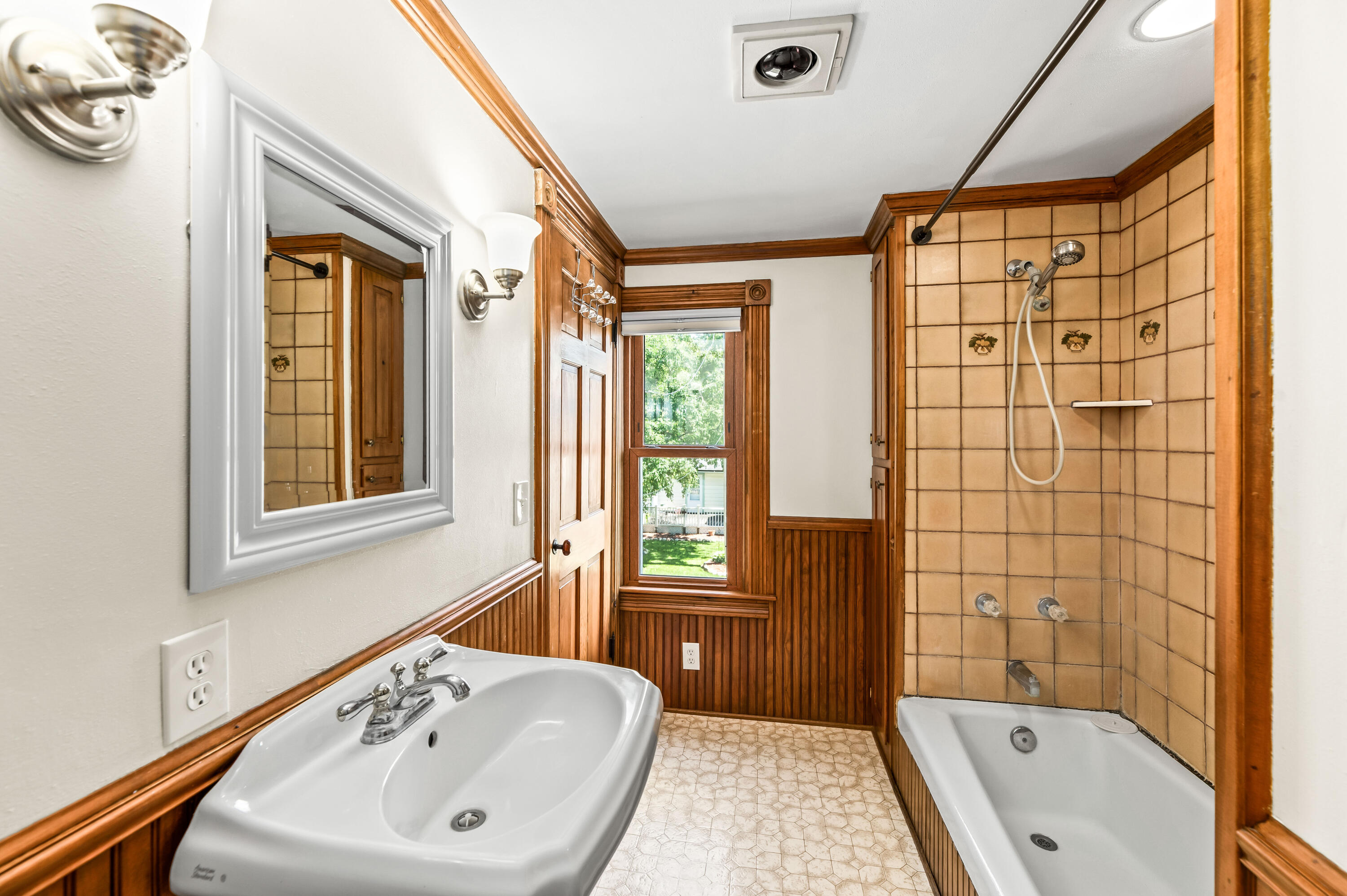 118 East Main Street Wales, WI 53183 - Photo 13 of 25 Main Street- full bathroom upstairs