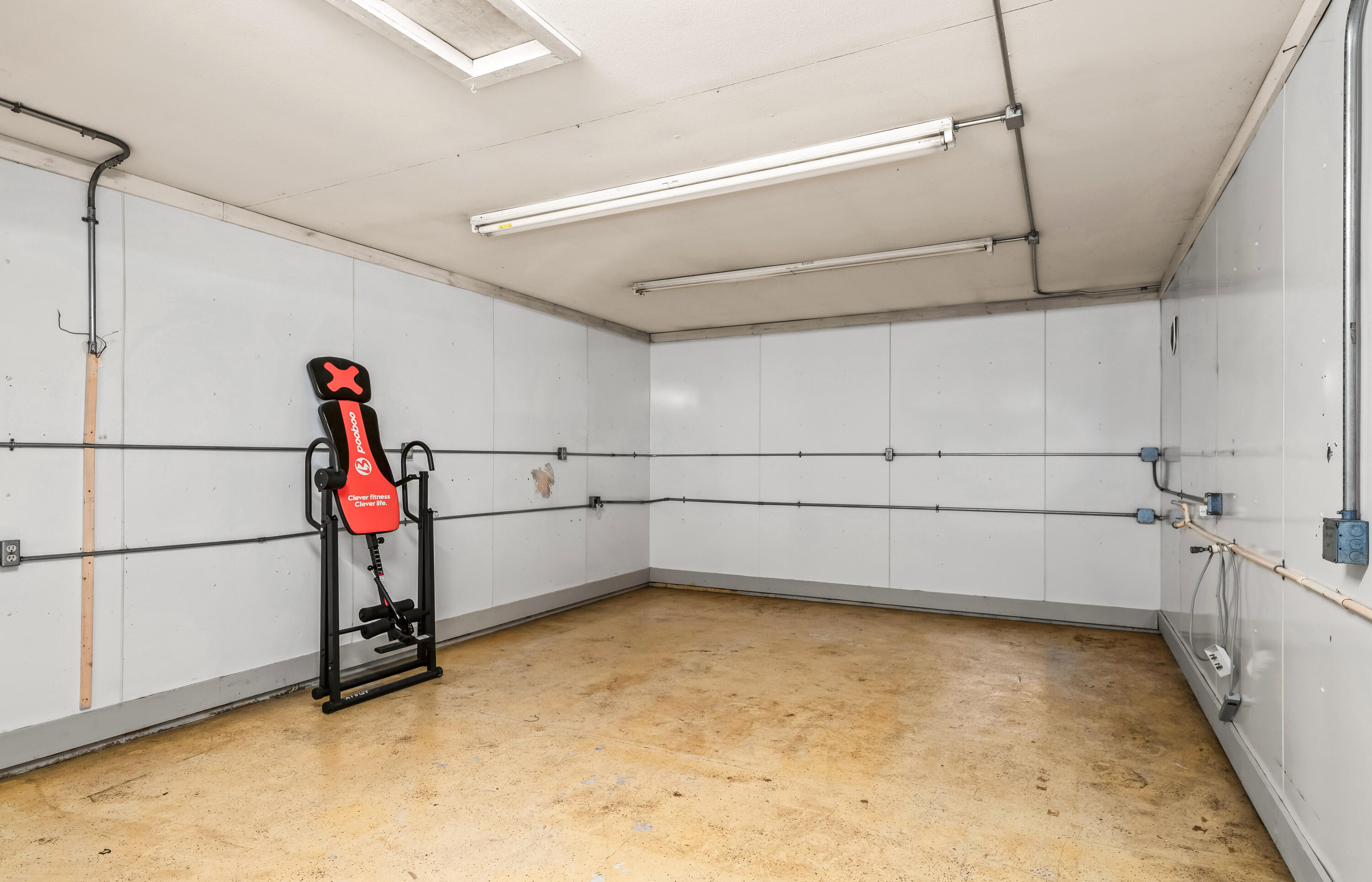 118 East Main Street Wales, WI 53183 - Photo 23 of 25 Main Street-shop space in garage