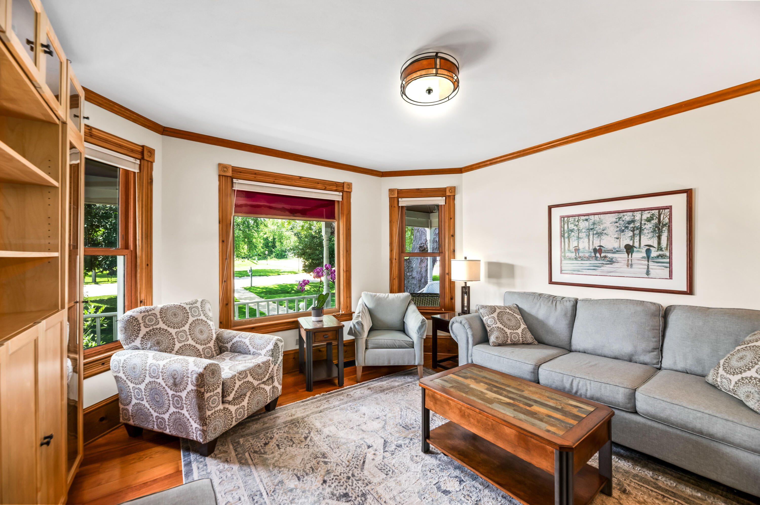 118 East Main Street Wales, WI 53183 - Photo 4 of 25 Main Street-Living room