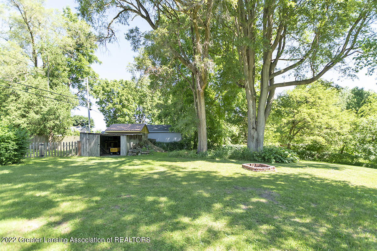 15083 Daggott Road Lansing, MI 48906 - Photo 36 of 37 36