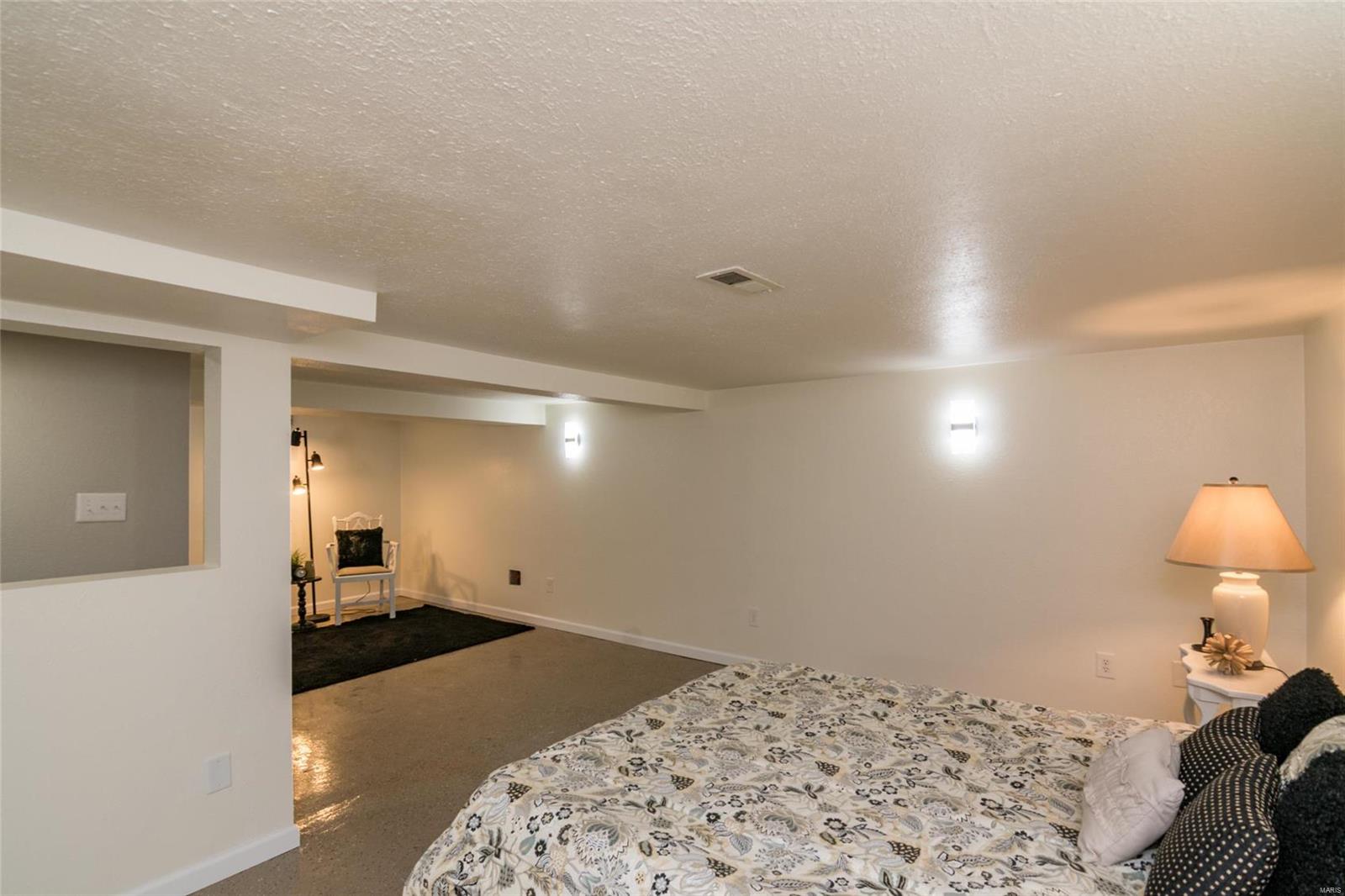 767 Rice Street Wood River, IL 62095 - Photo 14 of 26 Gallery Image 14