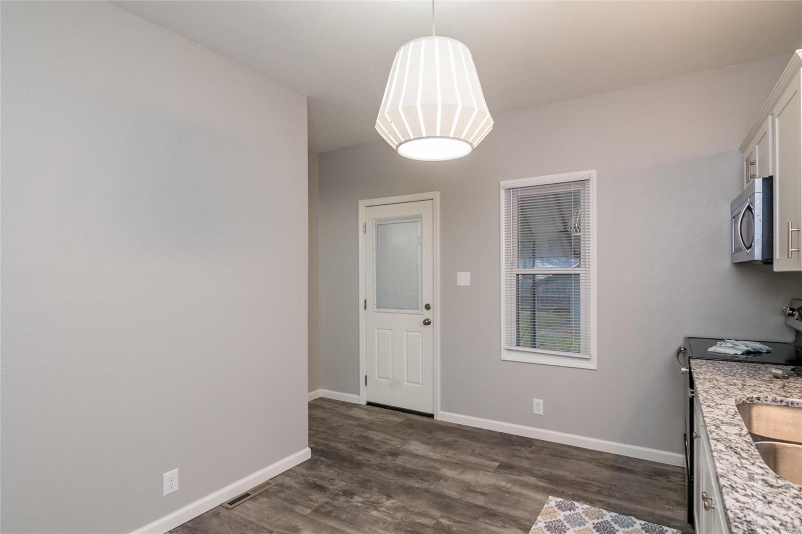 767 Rice Street Wood River, IL 62095 - Photo 7 of 26 Gallery Image 7