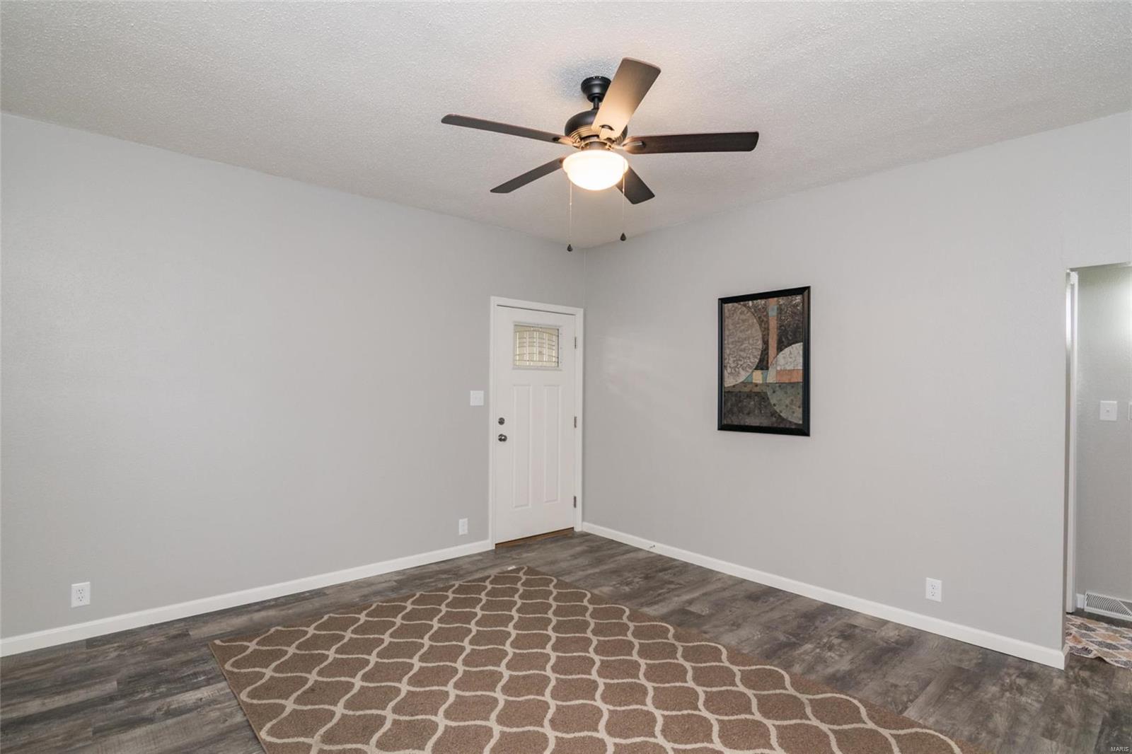 767 Rice Street Wood River, IL 62095 - Photo 8 of 26 Gallery Image 8