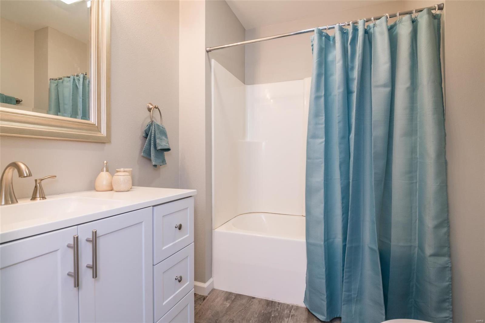 767 Rice Street Wood River, IL 62095 - Photo 10 of 26 Gallery Image 10