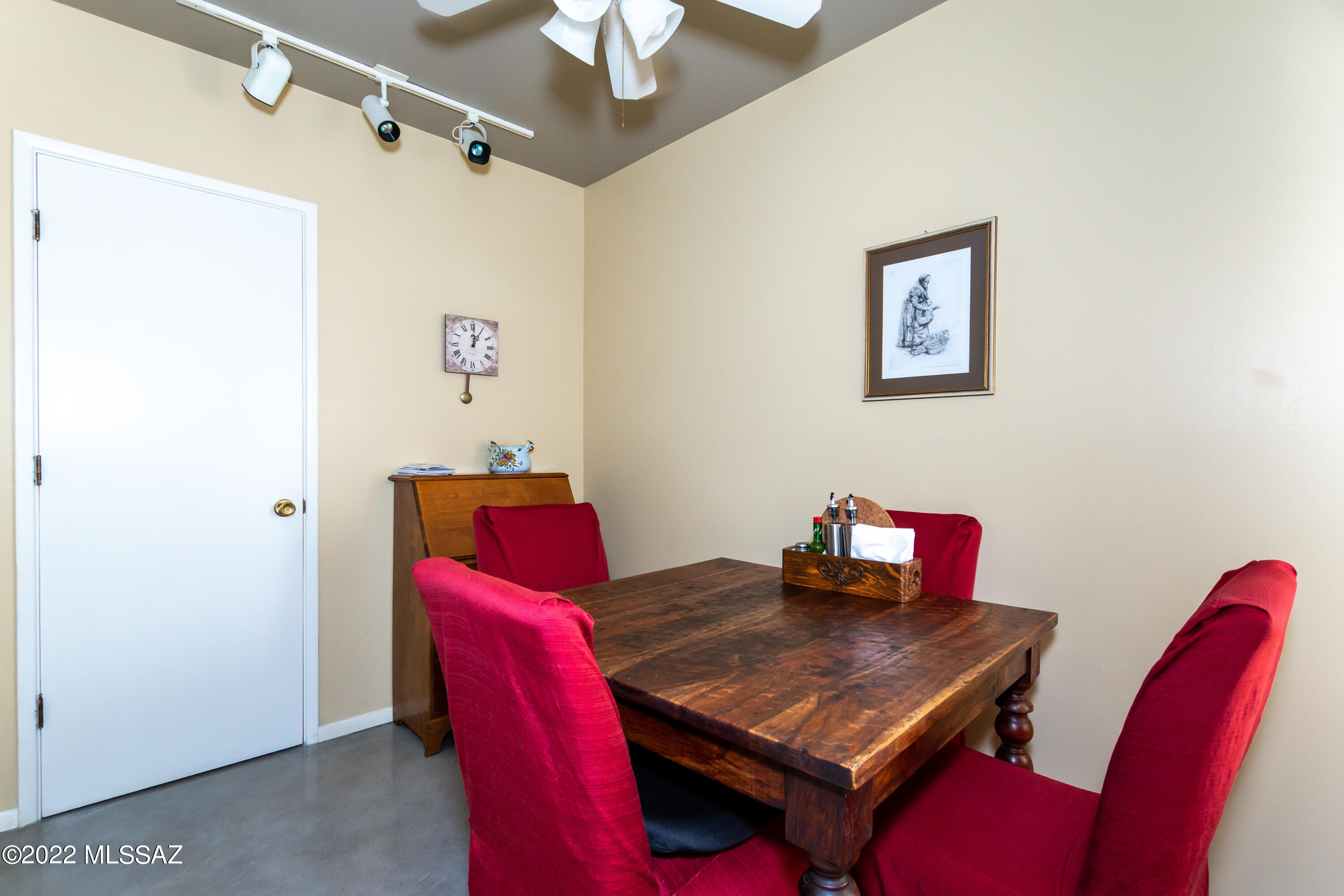 4810 East Fort Lowell Road, Unit F Tucson, AZ 85712 - Photo 11 of 33 Gallery Image 11