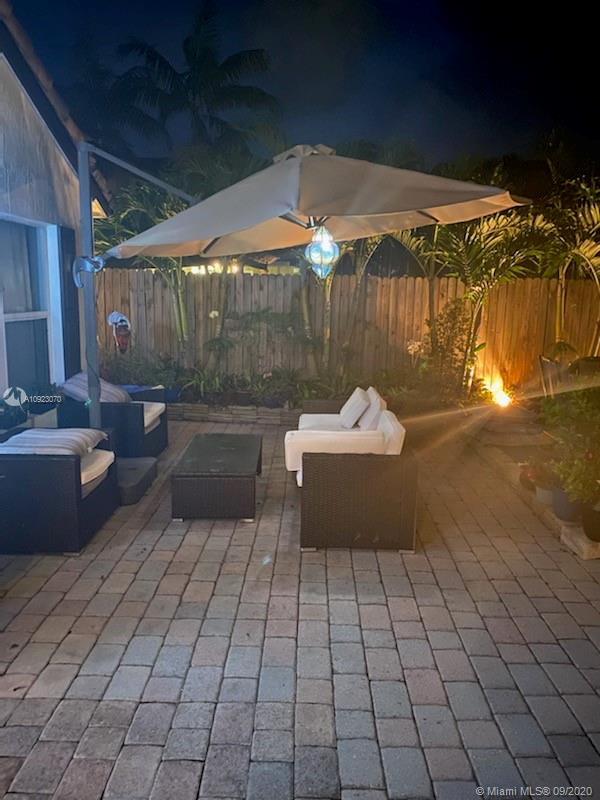 1536 Southeast 20th Road Homestead, FL 33035 - Photo 4 of 13