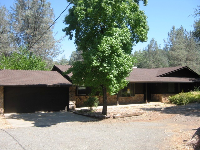 19766 Copper Canyon Road Redding, CA 96003 - Photo 1 of 8 front