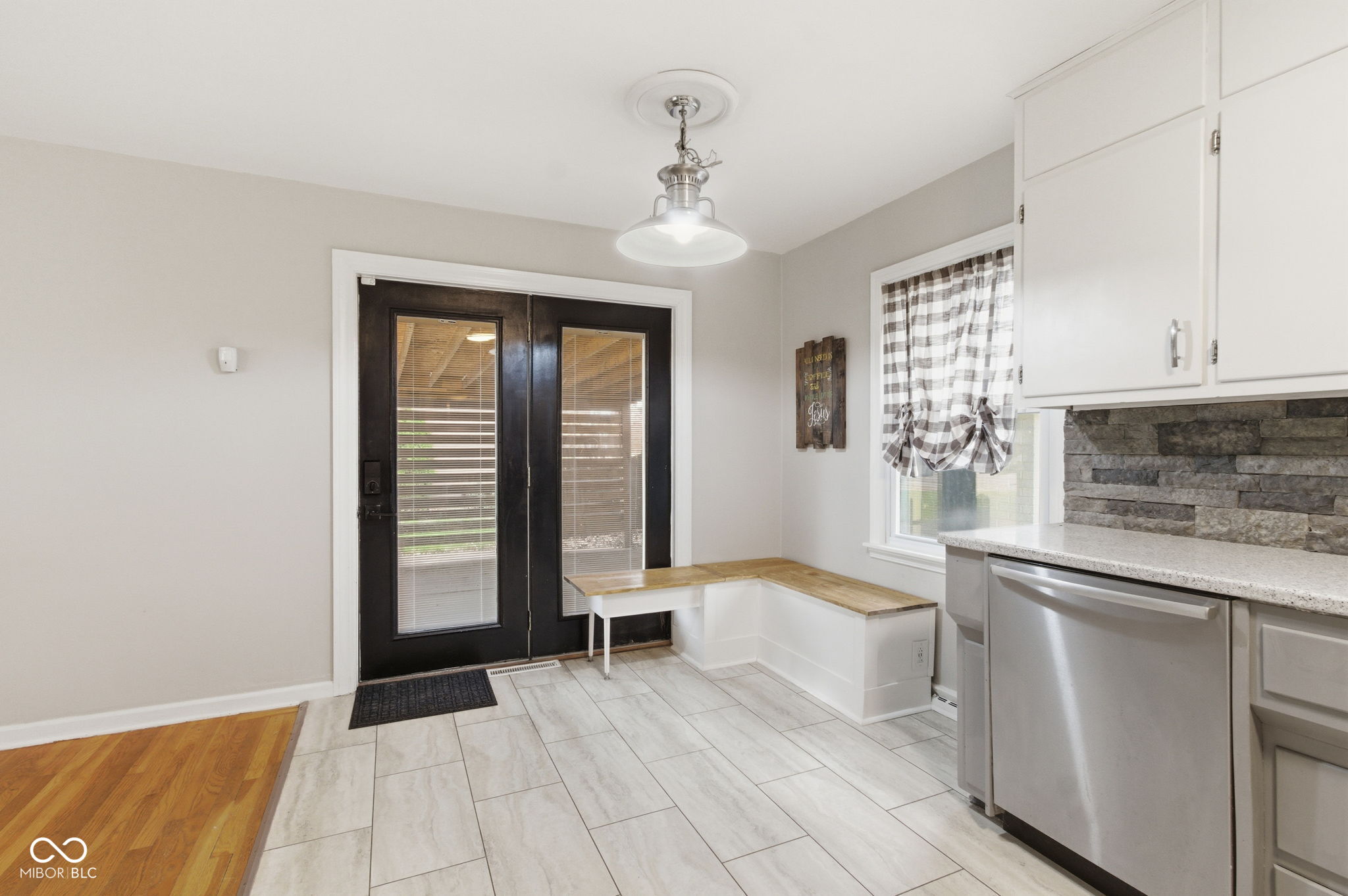 925 Shellbark Road Anderson, IN 46011 - Photo 12 of 45 Gallery Image 12