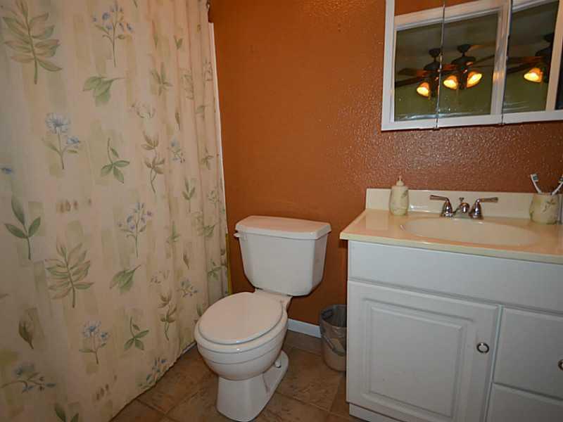 5359 Milhouse Road Indianapolis, IN 46221 - Photo 16 of 24