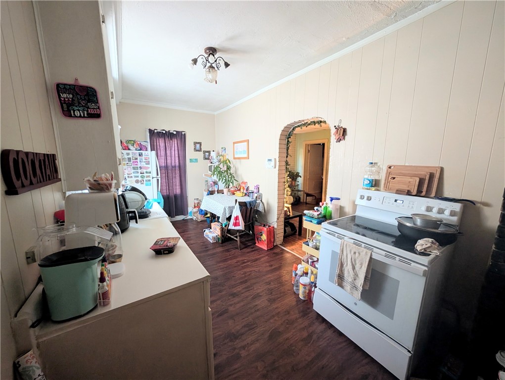 102 Carter Street Rochester, NY 14621 - Photo 6 of 11 Gallery Image 6