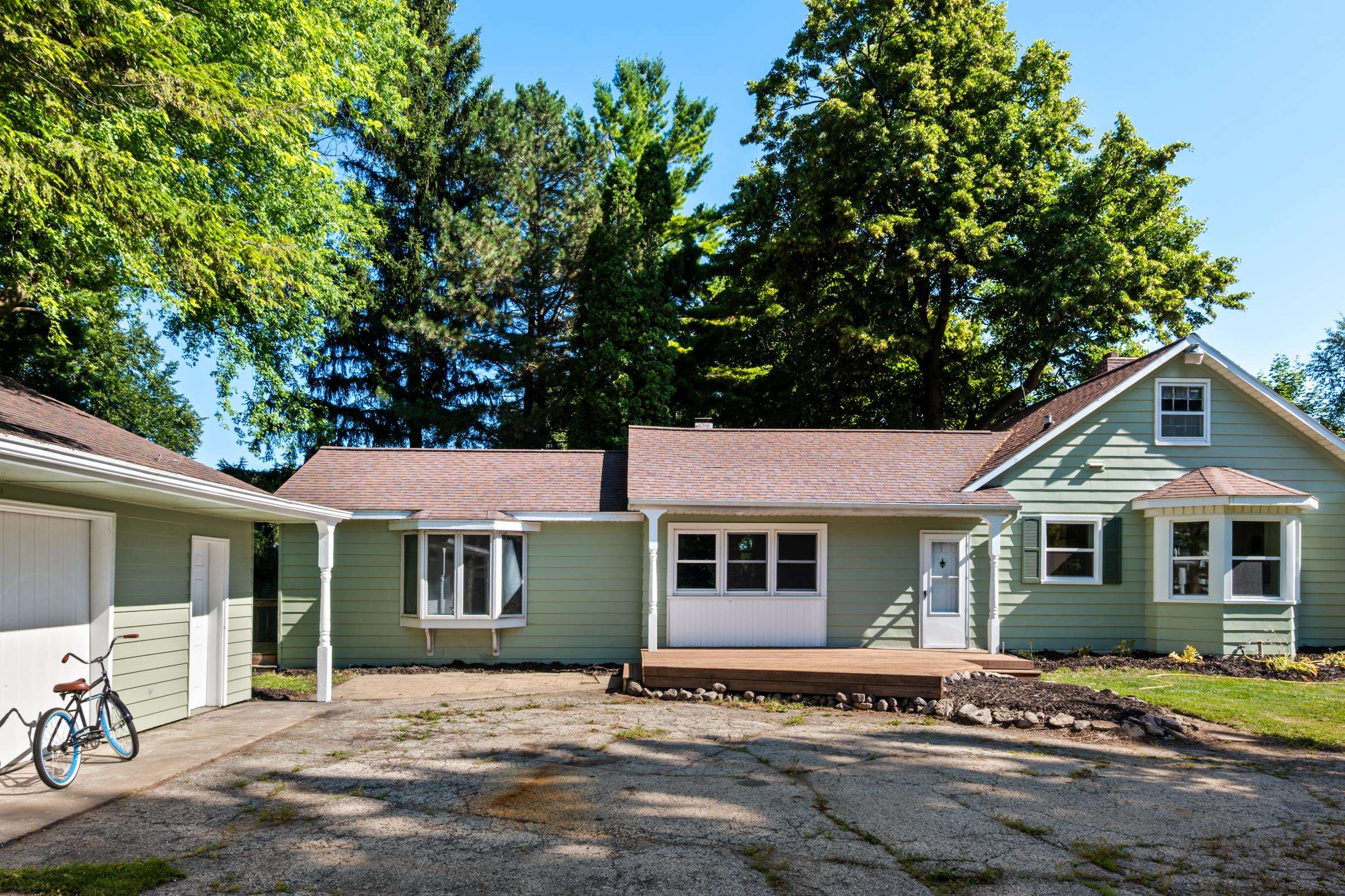 940 Woodside Avenue Ripon, WI 54971 - Photo 4 of 39