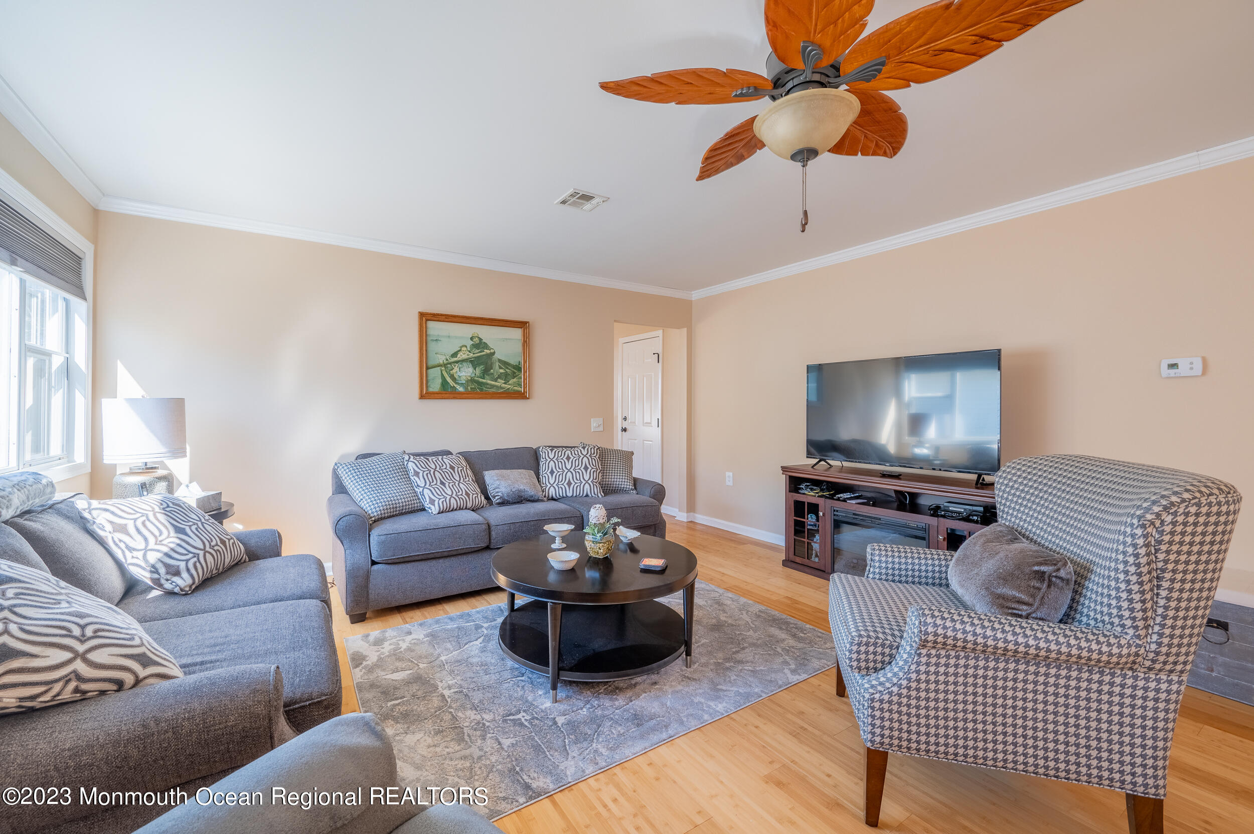 11 Roca Sola Street Toms River, NJ 08757 - Photo 7 of 28 Living 1