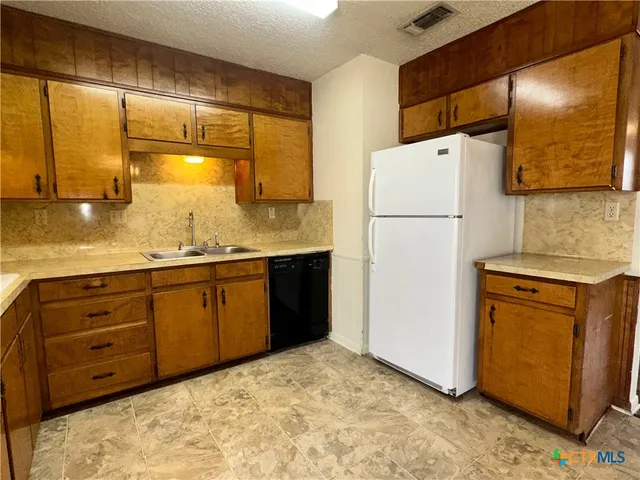 $1,200 | 2905 Persimmon Drive, Killeen, TX 76543